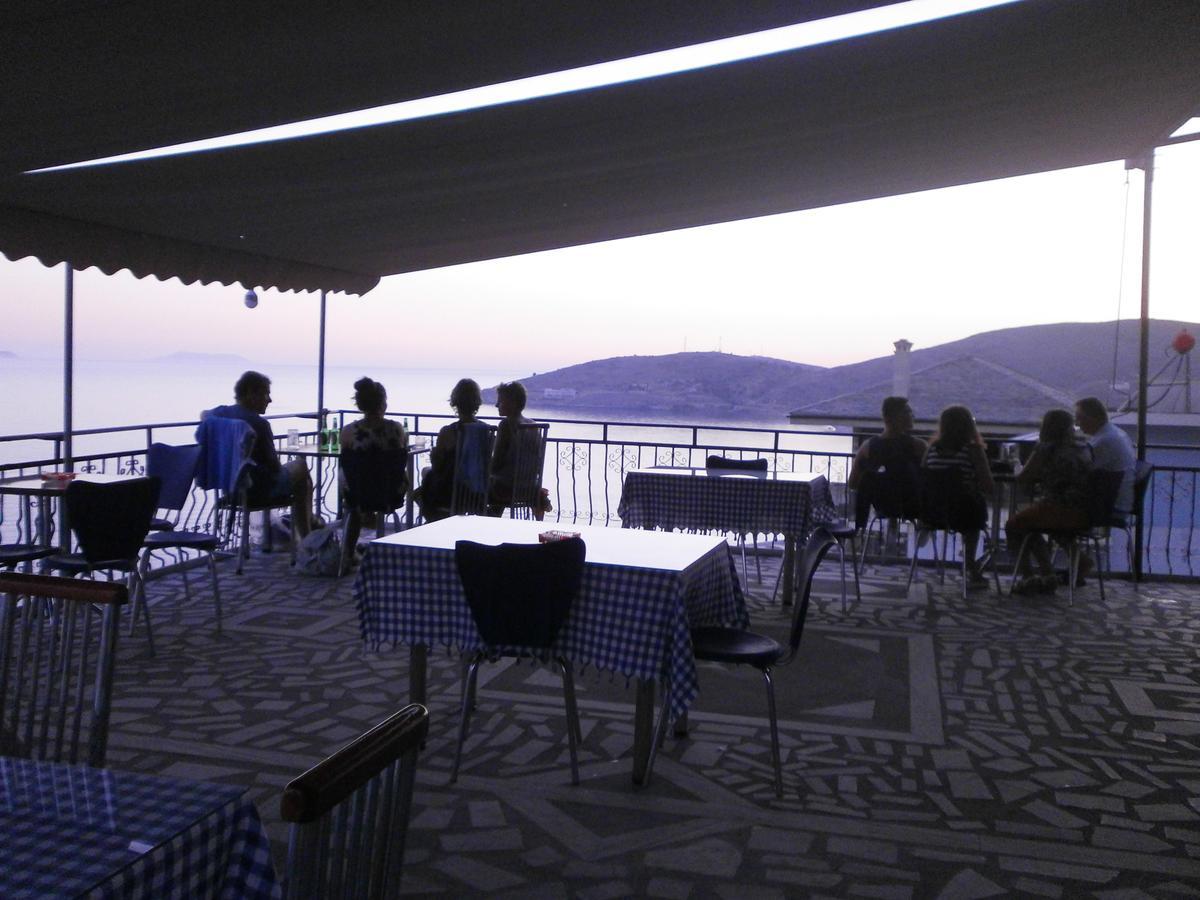 Odhisea Hotel Restaurant Qeparo Buitenkant foto